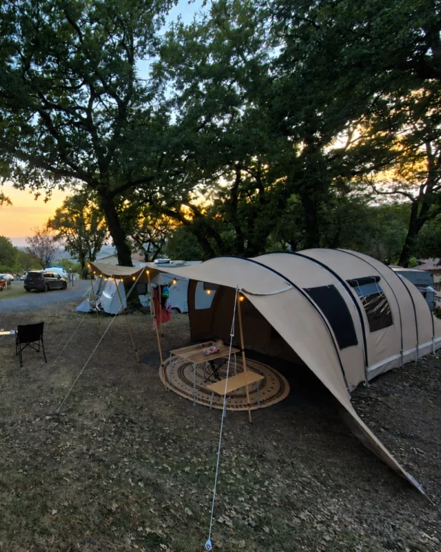 Tunnel Tent 2800 and 3600 - Karsten Tenten